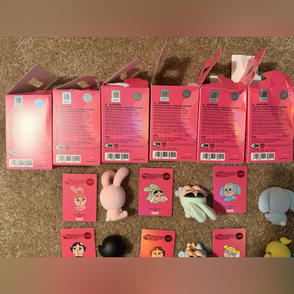 Pop Mart Powerpuff Girls x Crybaby Figurines - Picture 2 of 9